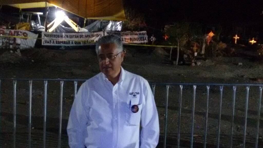 Retrasados, nuevamente, trabajos para exhumar cuerpos en fosa de Tetelcingo