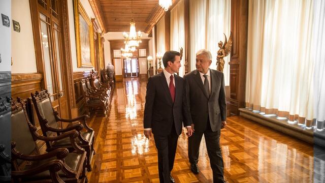 Se reúnen EPN y AMLO