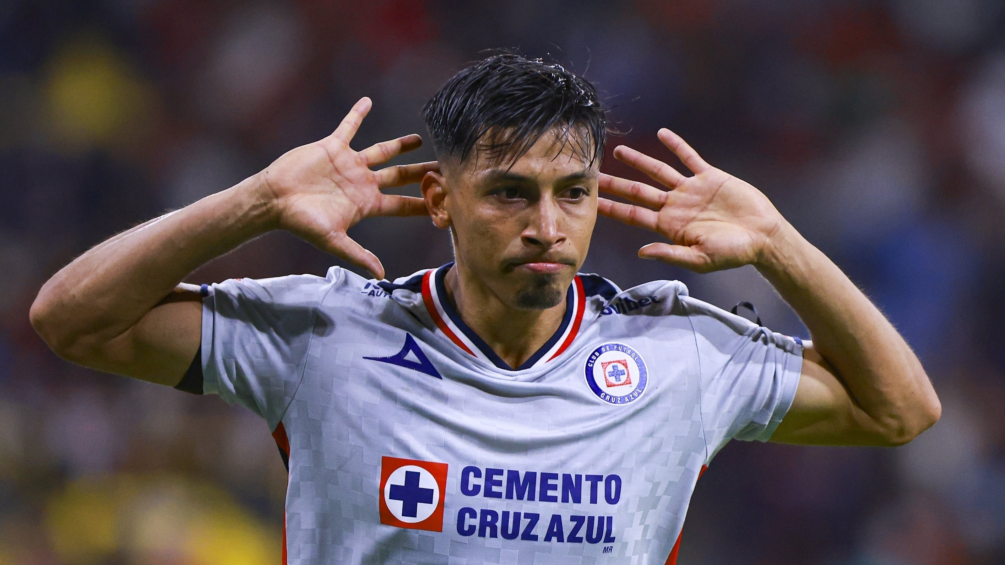 Angel Sepulveda celebrates his goal 3-3 on Hat-Trick of Cruz Azul during the 2nd round match between Atlas and Cruz Azul as part of the Liga BBVA MX, Torneo Apertura 2025 at Jalisco Stadium, on July 19, 2025 in Guadalajara, Jalisco, Mexico.
