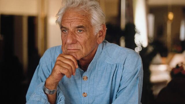 ¿Quién es Leonard Berstein? Bradley Cooper lo encarnó en la película Maetro que busca un premio Oscar 2024