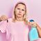 Estos 10 aromas caseros atraen a las súper cucarachas que son resistentes a los insecticidas