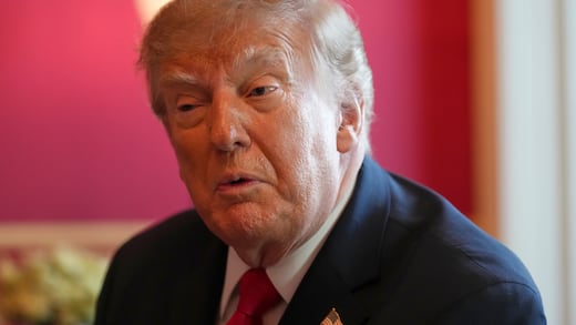 Donald Trump descarta por ahora una intervención militar en Cuba