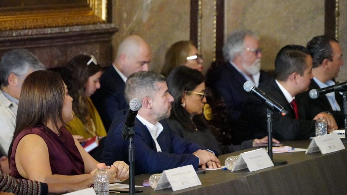 Mauricio Tabe pide a Clara Brugada rescatar el presupuesto participativo