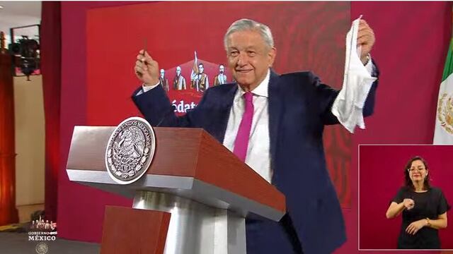 AMLO.
