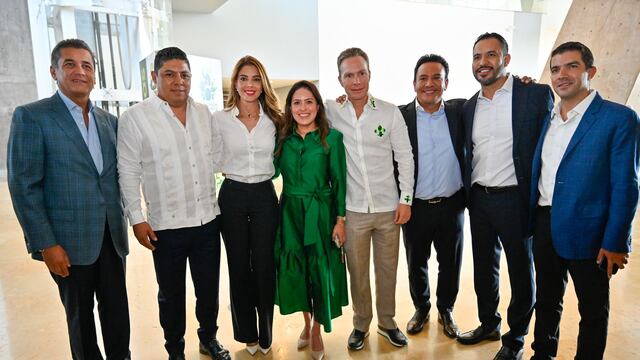 Ricardo Gallardo con la bancada Verde