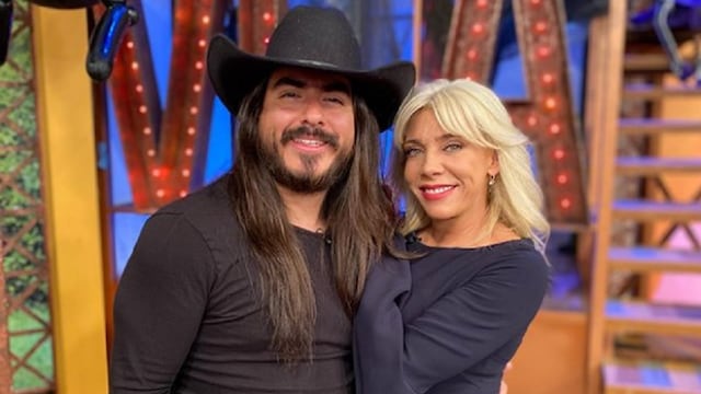 Cynthia Klitbo y El Rey Grupero