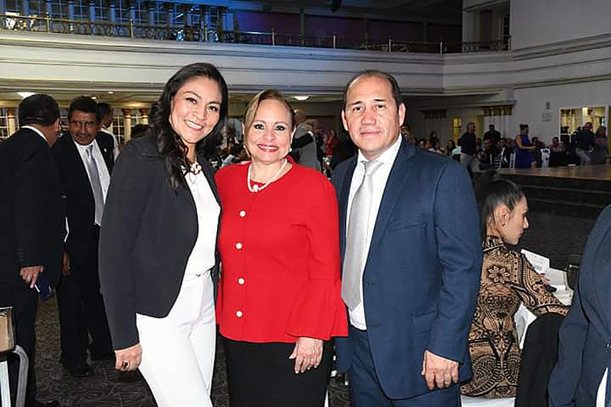 Selene Gabriela González, Norma Liliana Rodríguez y Jesús Rodríguez
