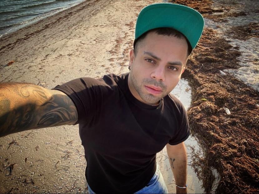 Joel Echeverría, manager.