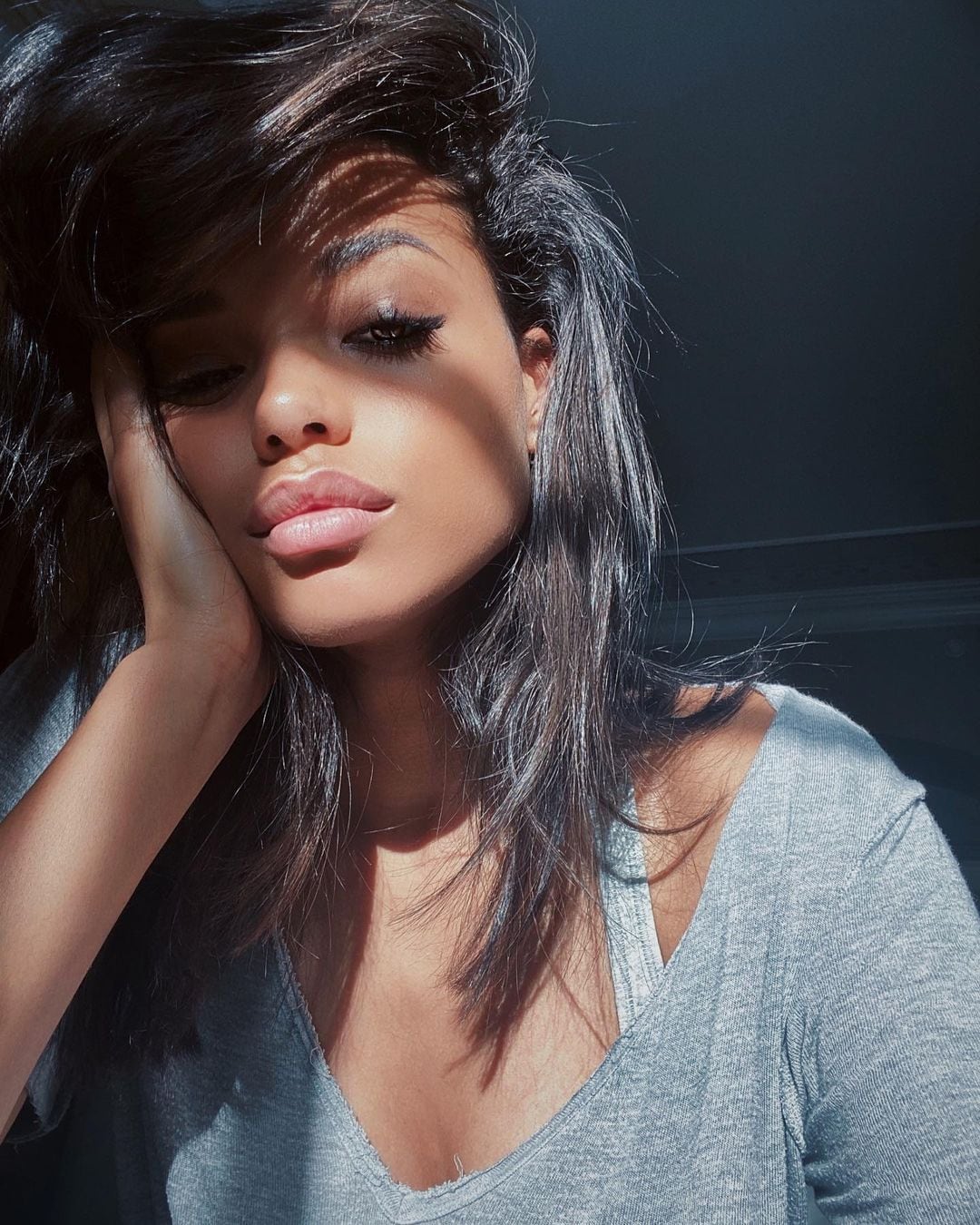 Ella Balinska, actriz de la serie de Netflix: 'Resident Evil'