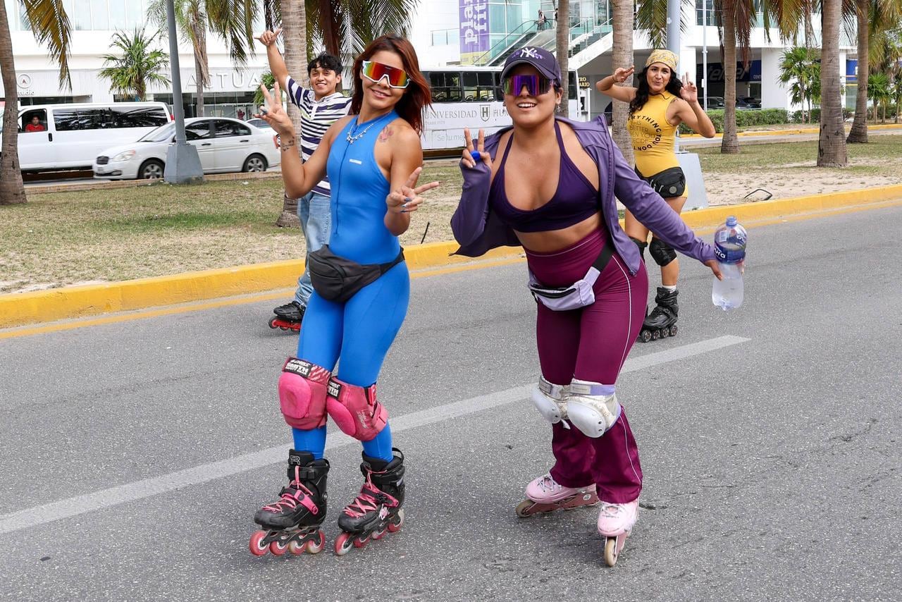 Cancún celebra 56 aniversario con Paseo Cancunense y actividades familiares.