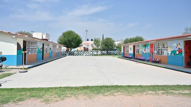 Ricardo Gallardo arranca en Soledad de Graciano Sánchez remodelación de escuelas