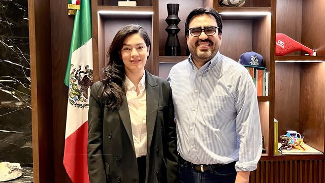 Alcalde Juan de Dios Gámez y Vanessa Félix