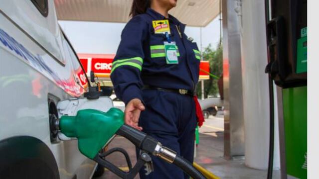 Precios de gasolinas. Menores que en otros países.