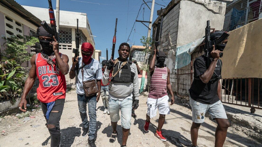 Reportan tiroteos muy cerca del Palacio Nacional del país caribeño
