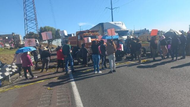Bloque en la autopista Chamapa-Lechería