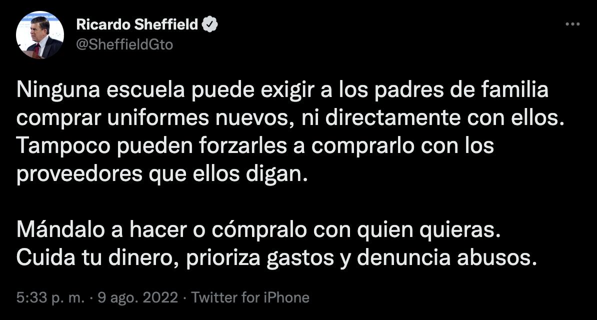 ¿Las escuelas pueden obligar a los padres de familia a comprar uniformes nuevos? Esto dice la Profeco