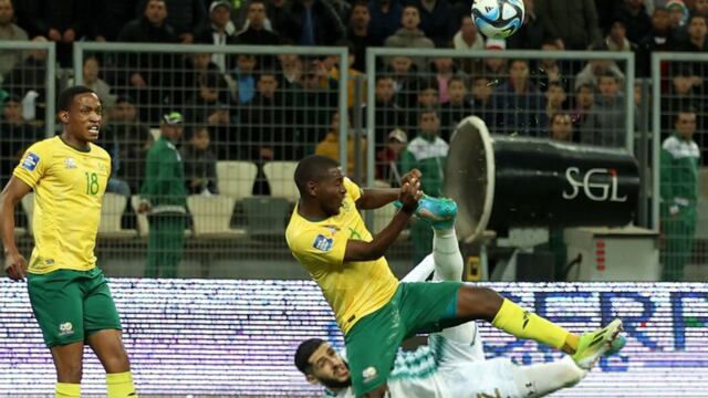 Golazo de Yassine Benzia es dominado al Puskás