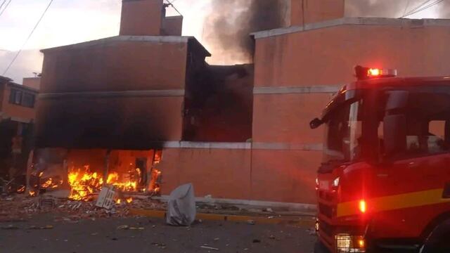 Se registró un fuerte incendio en Los Reyes La Paz