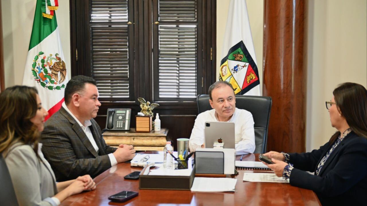 Alfonso Durazo recibe invitación para el Congreso Internacional Minero Sonora 2024