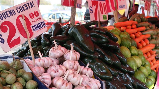 Verduras en tianguis de México