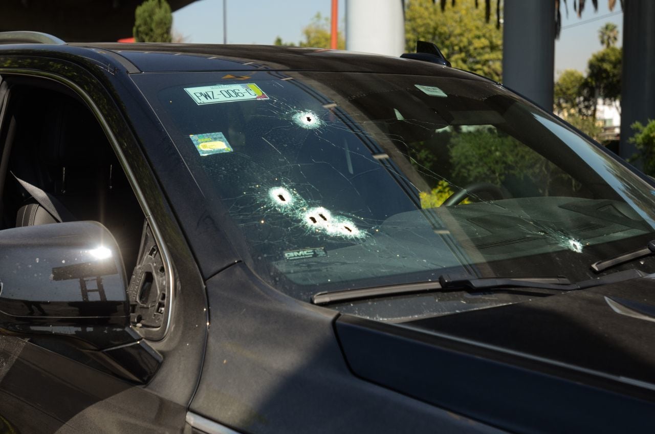 Balacera contra empresario en el AICM