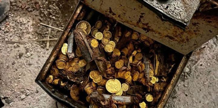 Obreros descubren oro por 10 millones de dólares