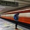 Metro CDMX hoy 12 de noviembre: Reportan alta afluencia en Línea 7; denuncian retrasos en Línea B; devuelven monedero a usuaria