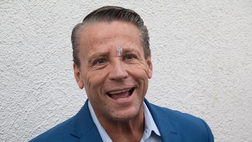 Alfredo Adame presenta una denuncia contra Carlos Trejo por botellazo