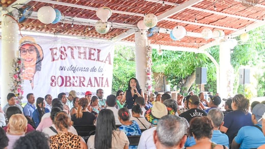 Esthela Damián encabeza asamblea con ejidatarios y comisarios en Acapulco