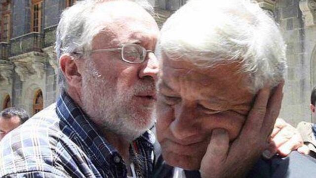 Cuando el poeta besaba y no exigía medidas antidemocráticas