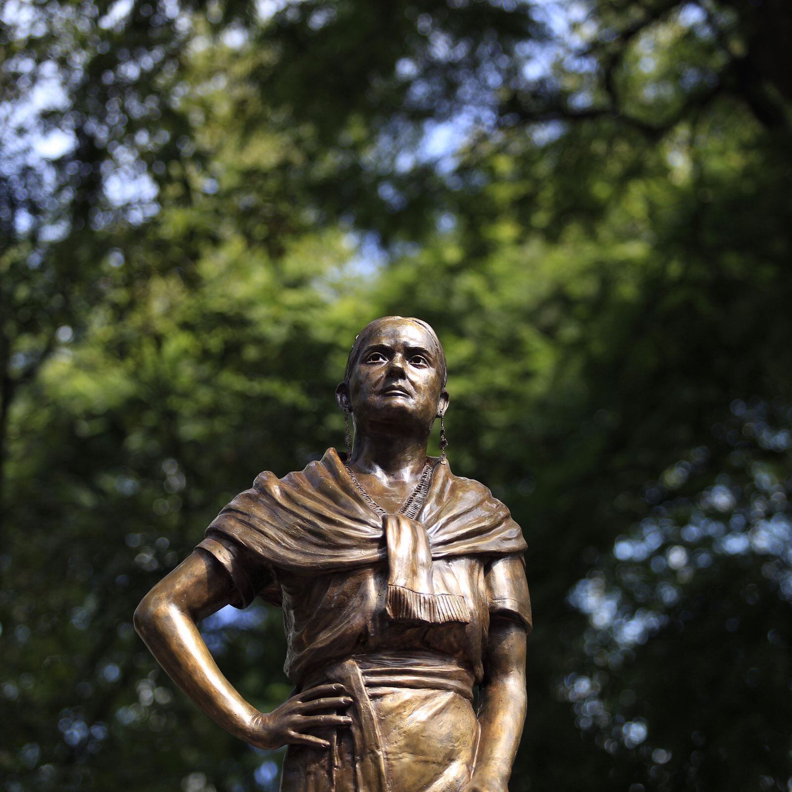 Escultura de Josefa Ortiz de Dominguez