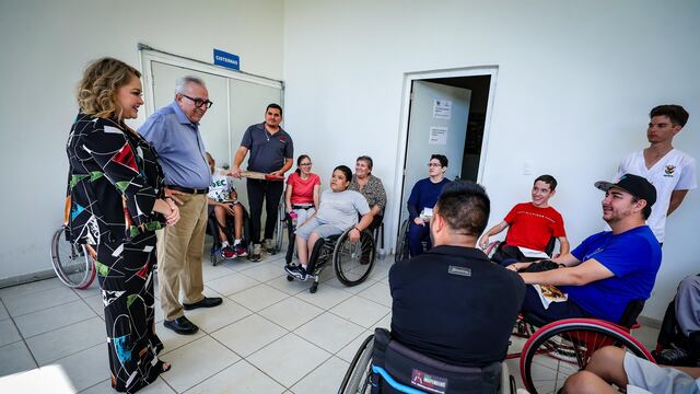 Rubén Rocha visita el CREE
