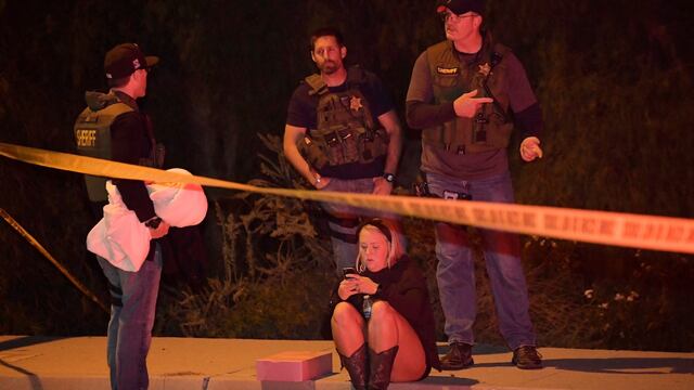 Balacera en California. 13 muertos.
