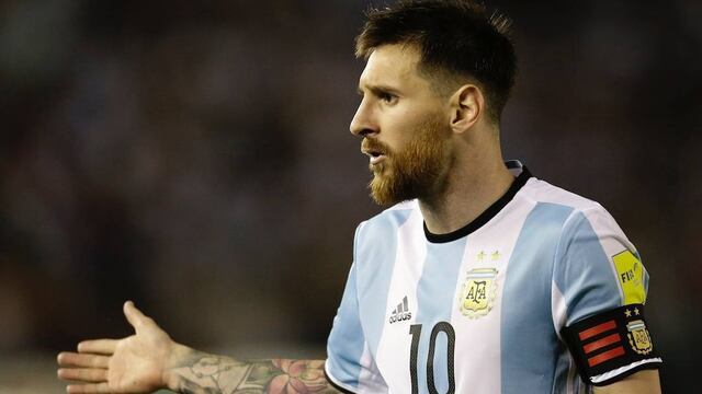 Messi fue sancionado cuatro partidos por insultar al silbante