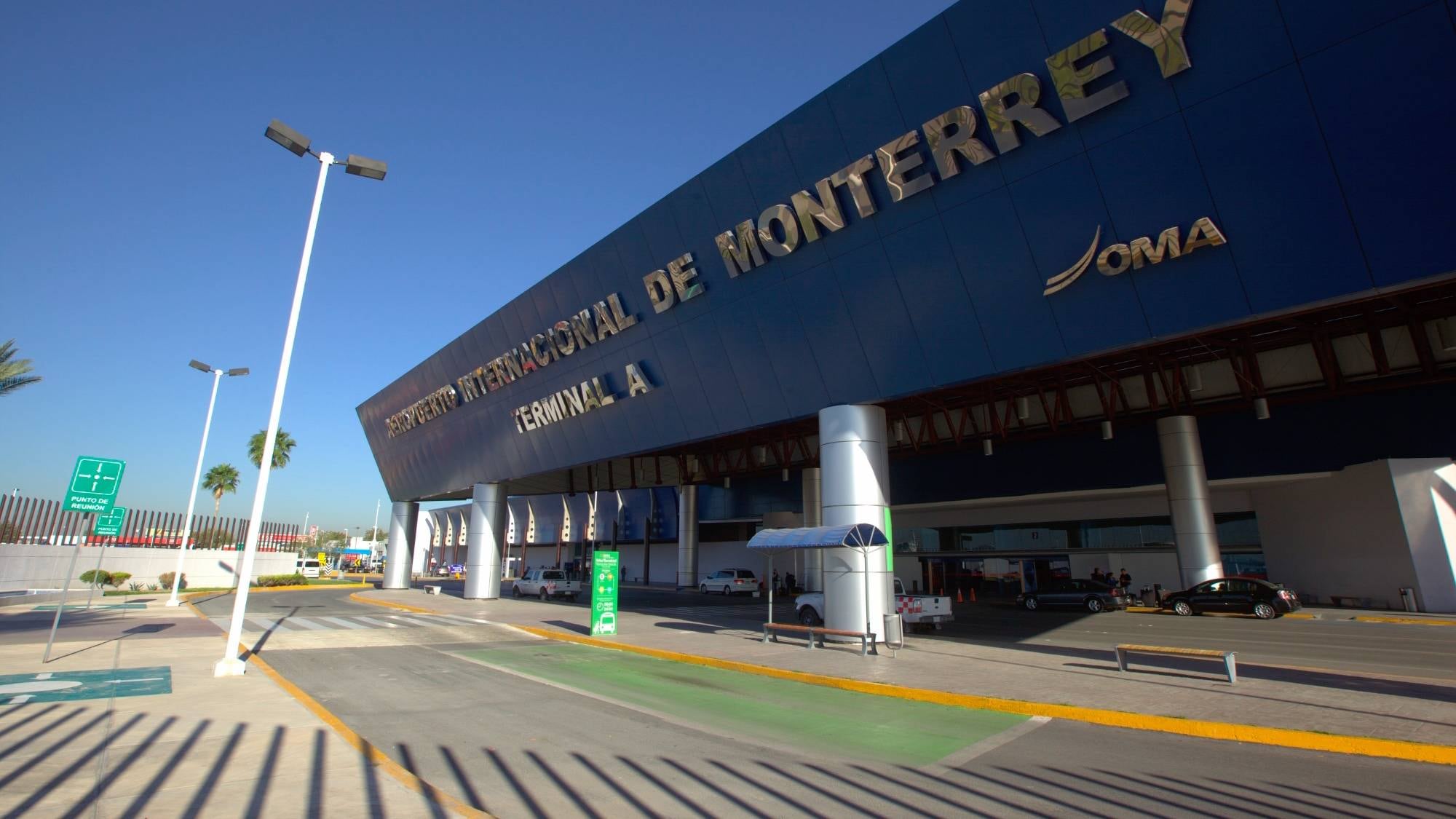 Aeropuerto Internacional de Monterrey. Balacera.