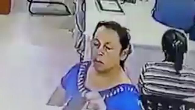 VIDEO: Roba celular de doctor que atiende a familiar en el hospital