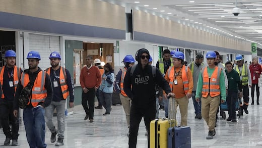 Caos en aeropuertos chilangos