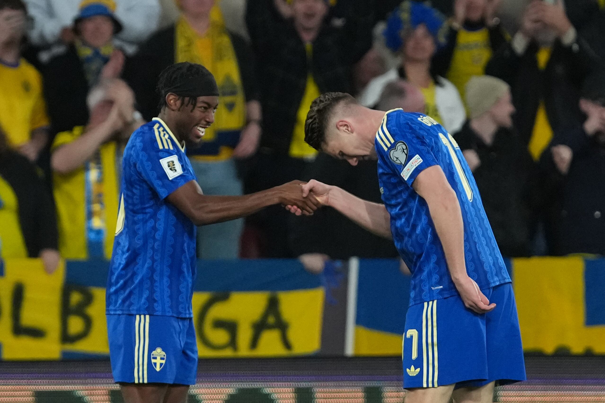 Suecia avanza a la final del repechaje y va contra Polonia rumbo al Mundial 2026.