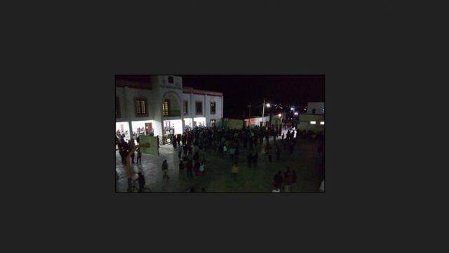 Los pobladores los acusan de haber intentado levantar a un menor de edad que iba saliendo de un kínder de la localidad.