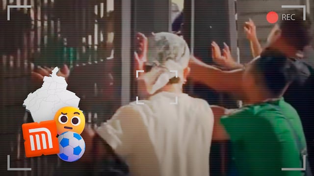 Aficionados intentan hacer portazo en el Metro CDMX, tras no alcanzar servicio.