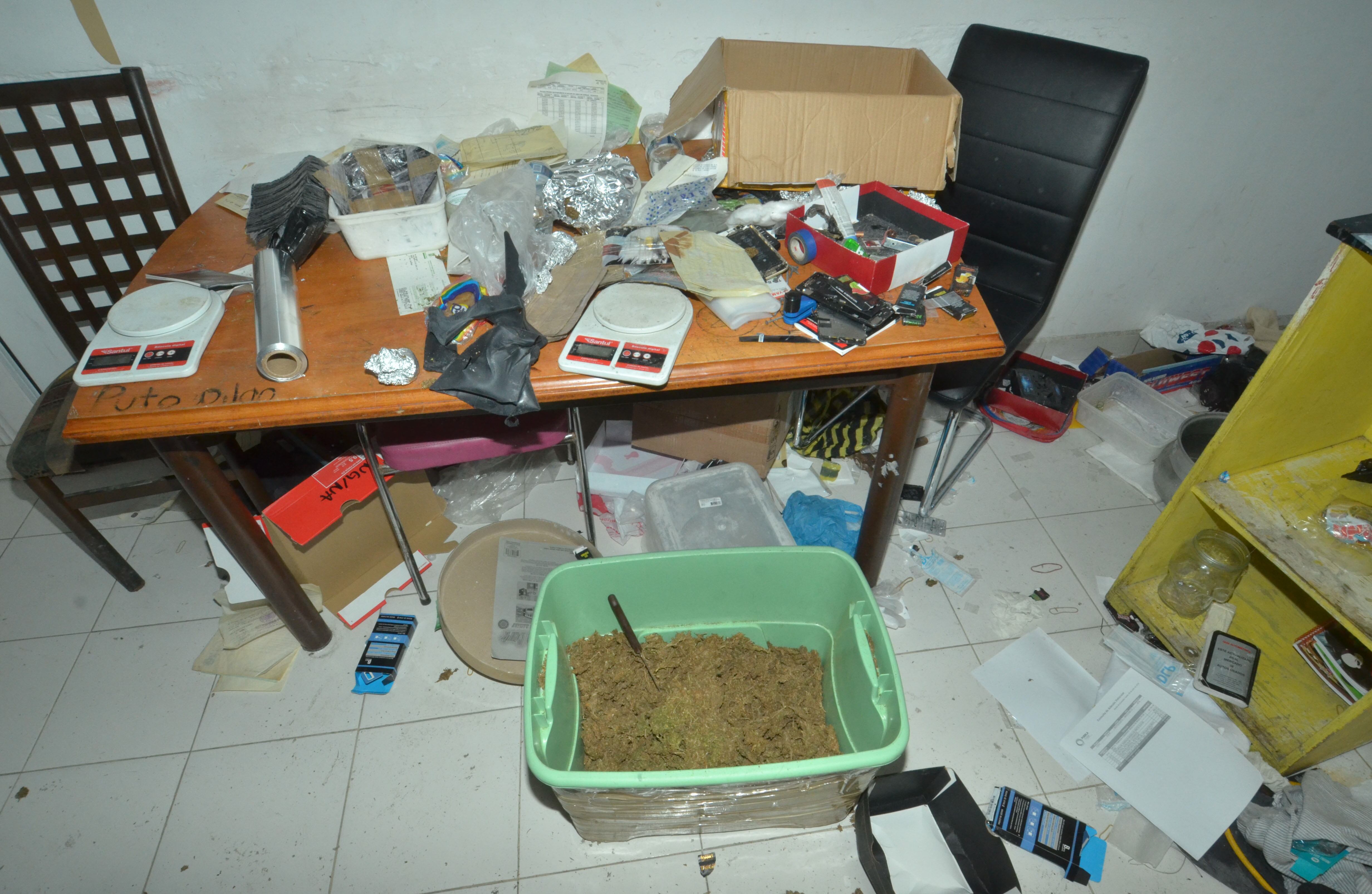 Decomiso de droga en Tepito.