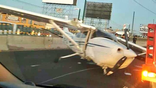 Avioneta sobre Boulevard de Toluca