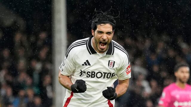 Raúl Jiménez con el Fulham