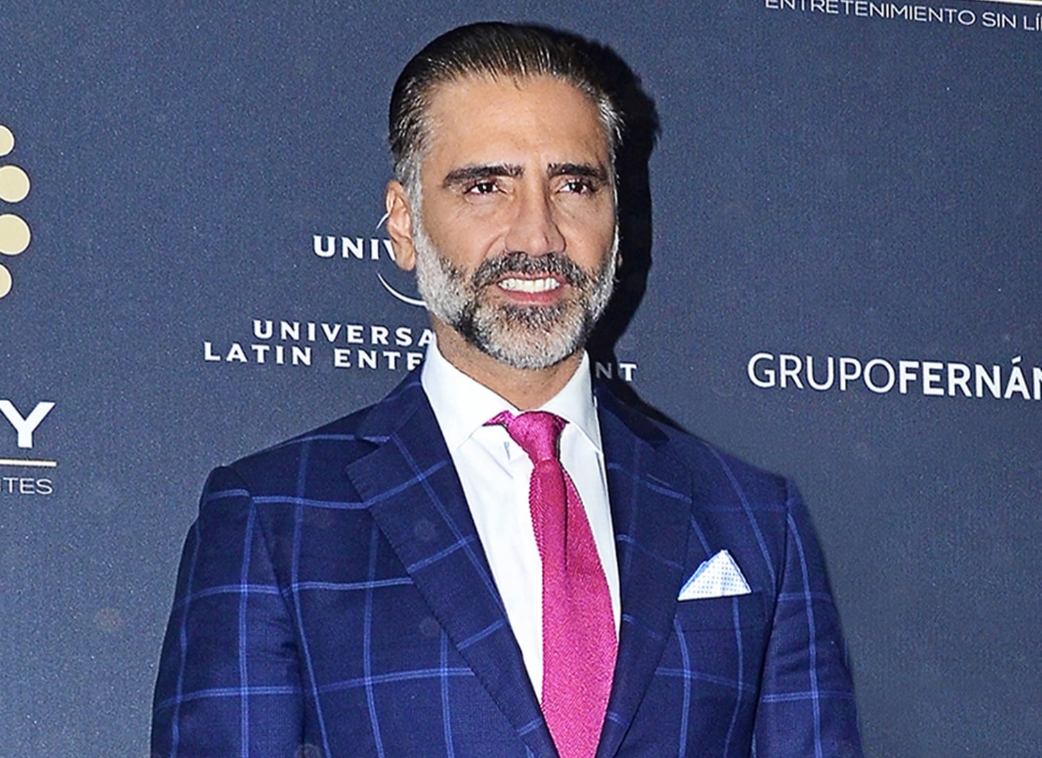 Alejandro Fernández reafirma que quiere colaborar con Peso Pluma