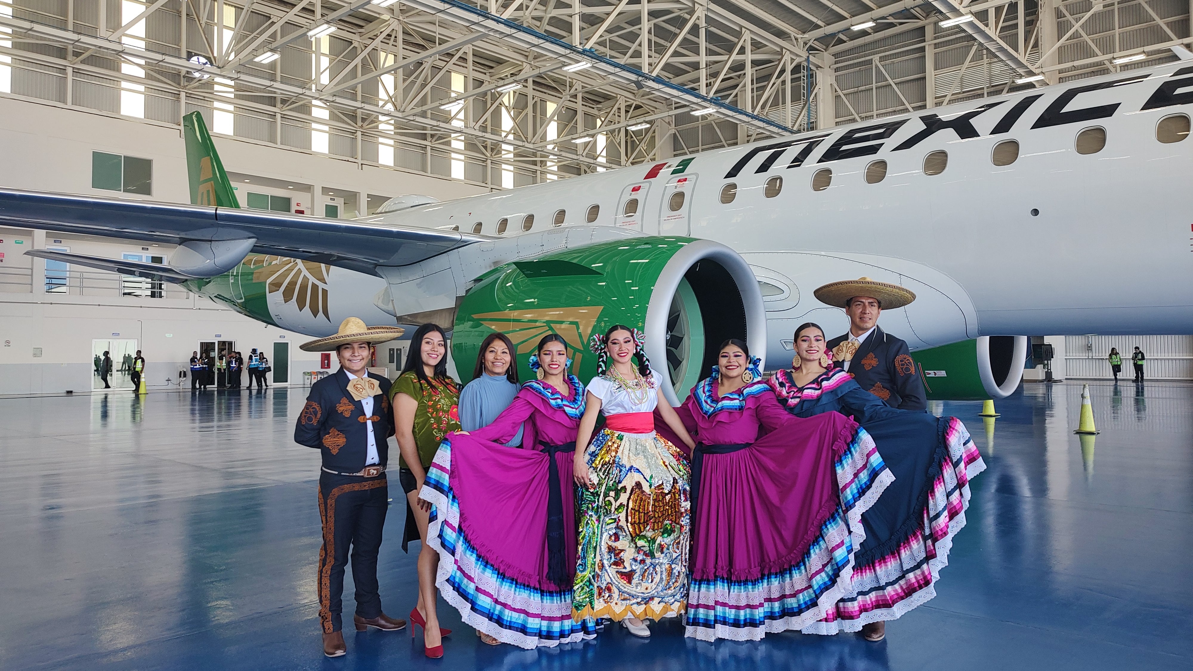 Rumbo a su tercer año, Mexicana se fortalece