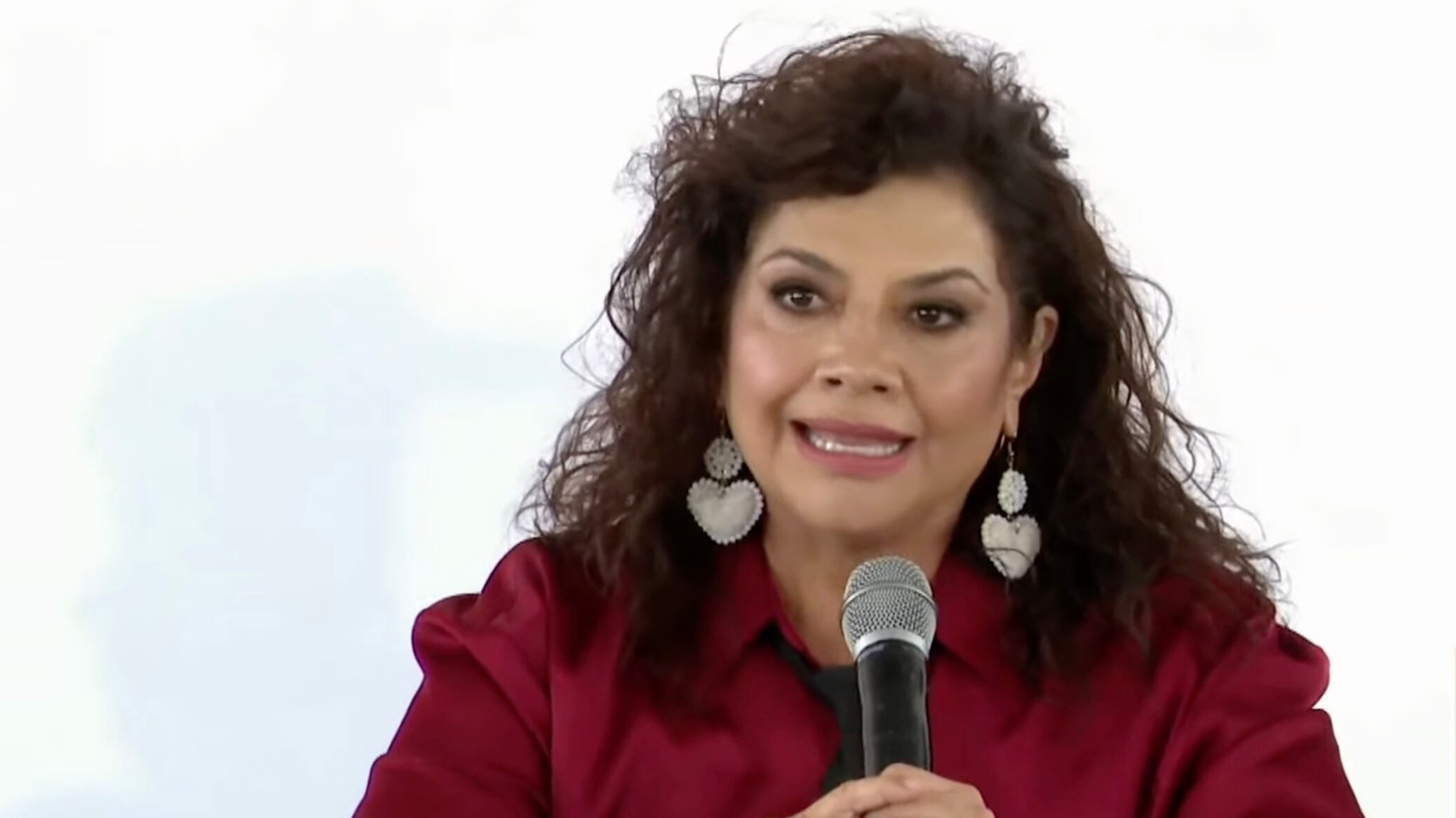 Clara Brugada defiende acción del Gobierno de la CDMX en Casa de las Mercedes