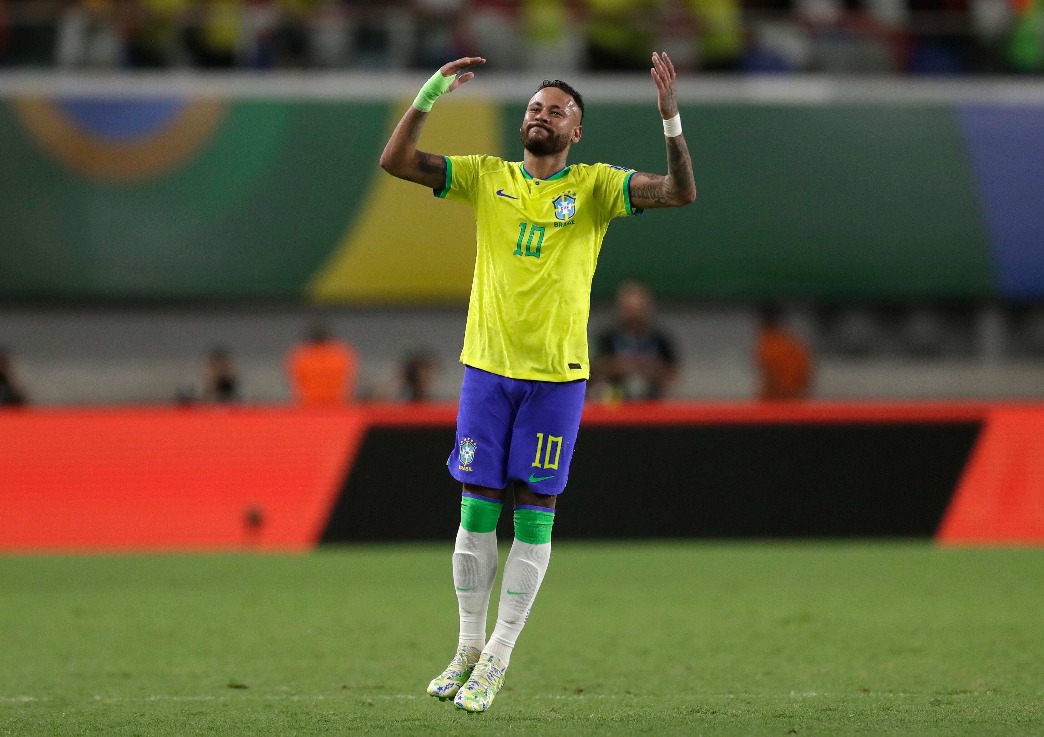 Brazil's Neymar celebrates scoring his side's 4th goal against Bolivia during a qualifying soccer match for the FIFA World Cup 2026
