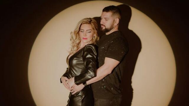 Américo Garza y Karla Panini