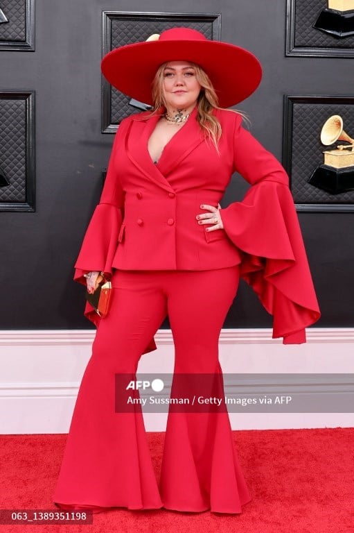 LAS VEGAS, NEVADA - APRIL 03: Elle King attends the 64th Annual GRAMMY Awards at MGM Grand Garden Arena on April 03, 2022 in Las Vegas, Nevada.   Amy Sussman/Getty Images/AFP (Photo by Amy Sussman / GETTY IMAGES NORTH AMERICA / Getty Images via AFP)
