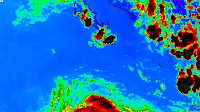 Huracán Linda se convierte a categoría 2